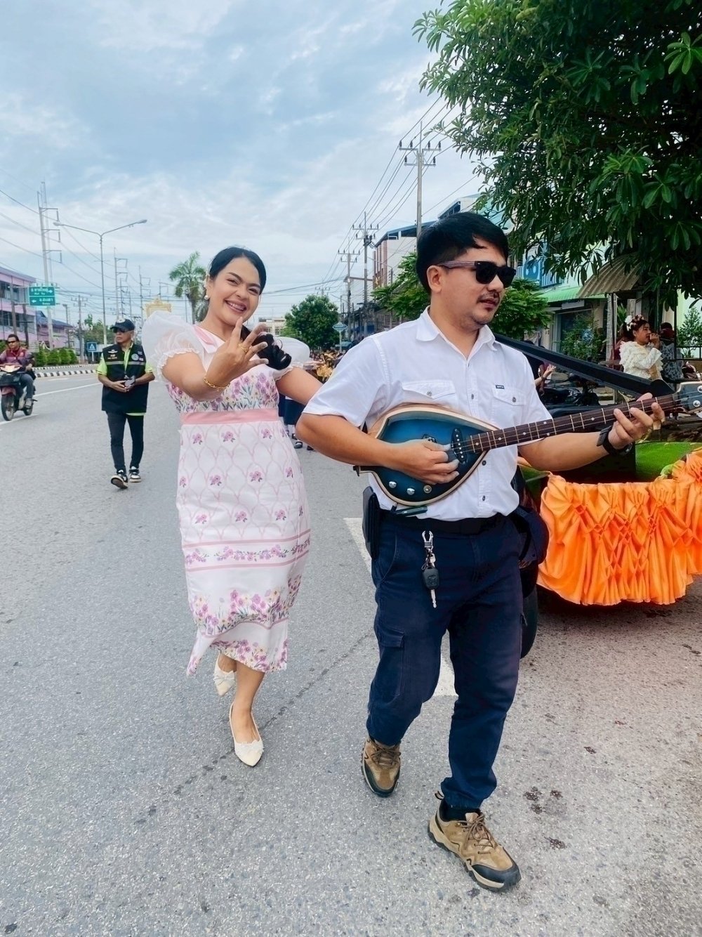 <div style='text-align:center;'><a href='img/article/art_1753071081/image/g/0fabc81c8d840d3c0b39e6c1aea6ffaf1_638124202.jpg' target='_blank' style='color:#FFF !important;' download><b>ดาวน์โหลดรูปภาพ</b> <span style='font-size:12px;'>(1,000 x 1,334 px)</span></a></div>