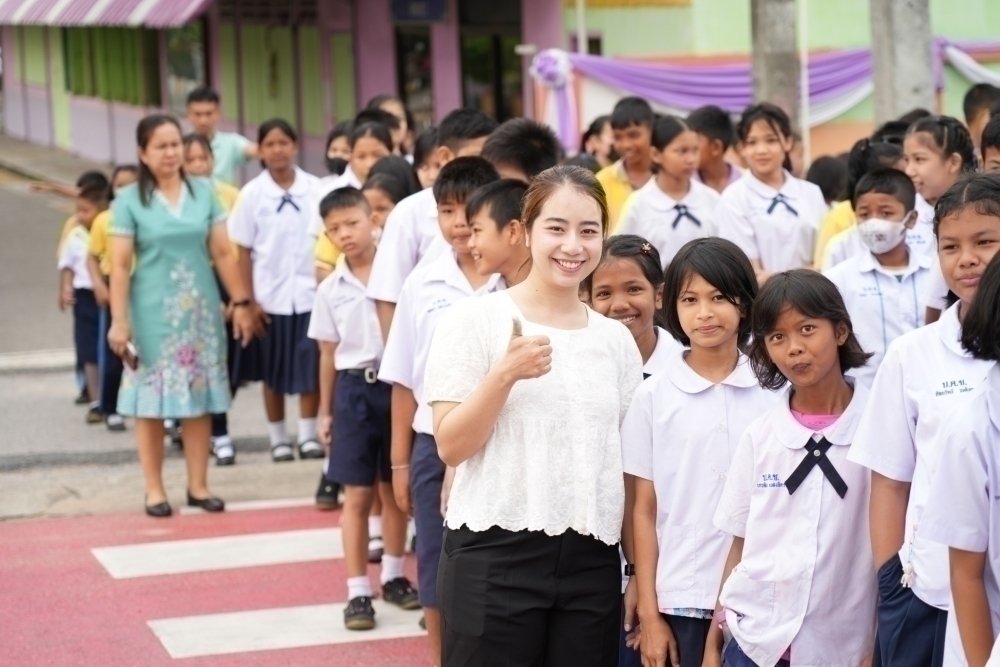 <div style='text-align:center;'><a href='img/article/art_1753071081/image/g/123c68b1909152f1a0175fbfb6f5e6b51_96646173.jpg' target='_blank' style='color:#FFF !important;' download><b>ดาวน์โหลดรูปภาพ</b> <span style='font-size:12px;'>(1,000 x 667 px)</span></a></div>