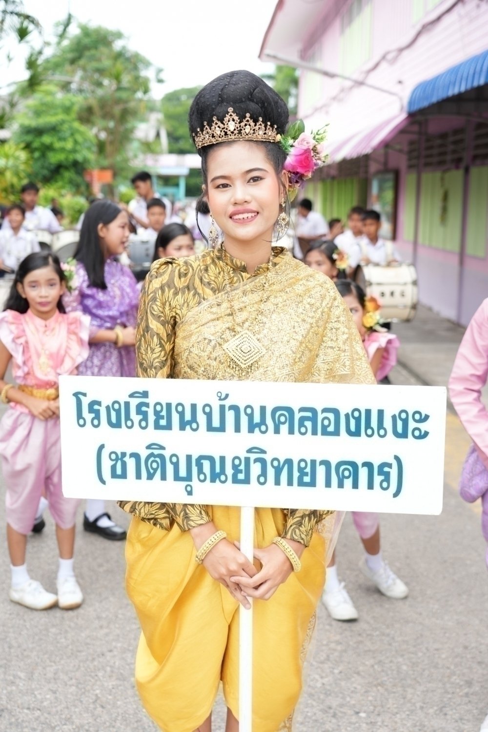 <div style='text-align:center;'><a href='img/article/art_1753071081/image/g/5624029d144f4f4469670960e67d12c71_1143622560.jpg' target='_blank' style='color:#FFF !important;' download><b>ดาวน์โหลดรูปภาพ</b> <span style='font-size:12px;'>(1,000 x 1,501 px)</span></a></div>