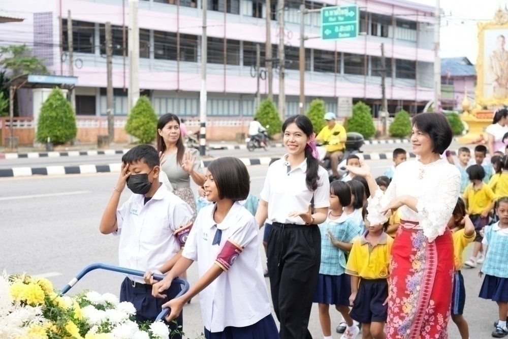 <div style='text-align:center;'><a href='img/article/art_1753071081/image/g/95eb8f90822f28d697a3b36e7a0116861_1372307665.jpg' target='_blank' style='color:#FFF !important;' download><b>ดาวน์โหลดรูปภาพ</b> <span style='font-size:12px;'>(1,000 x 667 px)</span></a></div>