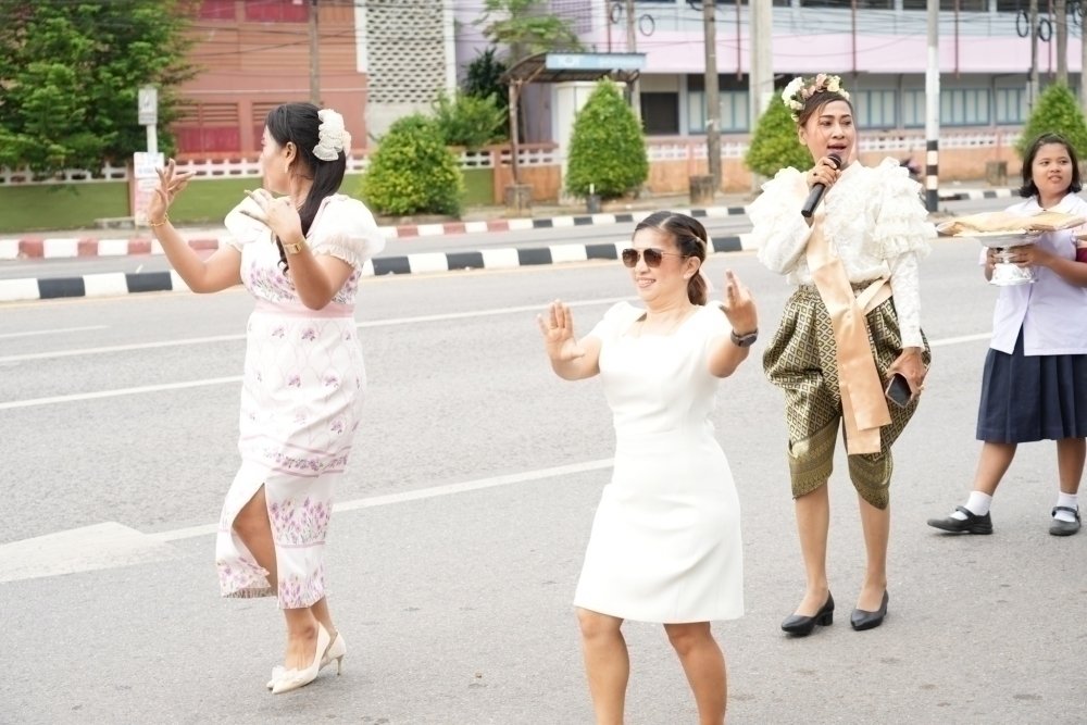 <div style='text-align:center;'><a href='img/article/art_1753071081/image/g/a64ac106ee7ceaef94f5af28692d3d0b1_2569752481.jpg' target='_blank' style='color:#FFF !important;' download><b>ดาวน์โหลดรูปภาพ</b> <span style='font-size:12px;'>(1,000 x 667 px)</span></a></div>