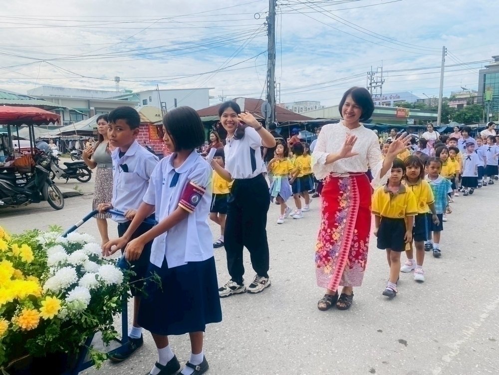 <div style='text-align:center;'><a href='img/article/art_1753071081/image/g/b76fd9415236c31f5e2bc01a54edeb8e1_2570698443.jpg' target='_blank' style='color:#FFF !important;' download><b>ดาวน์โหลดรูปภาพ</b> <span style='font-size:12px;'>(1,000 x 751 px)</span></a></div>