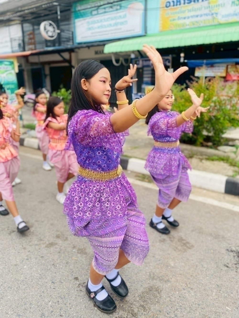 <div style='text-align:center;'><a href='img/article/art_1753071081/image/g/d0d2e108b9e478d3238c7b1e7daccca61_469983706.jpg' target='_blank' style='color:#FFF !important;' download><b>ดาวน์โหลดรูปภาพ</b> <span style='font-size:12px;'>(1,000 x 1,334 px)</span></a></div>