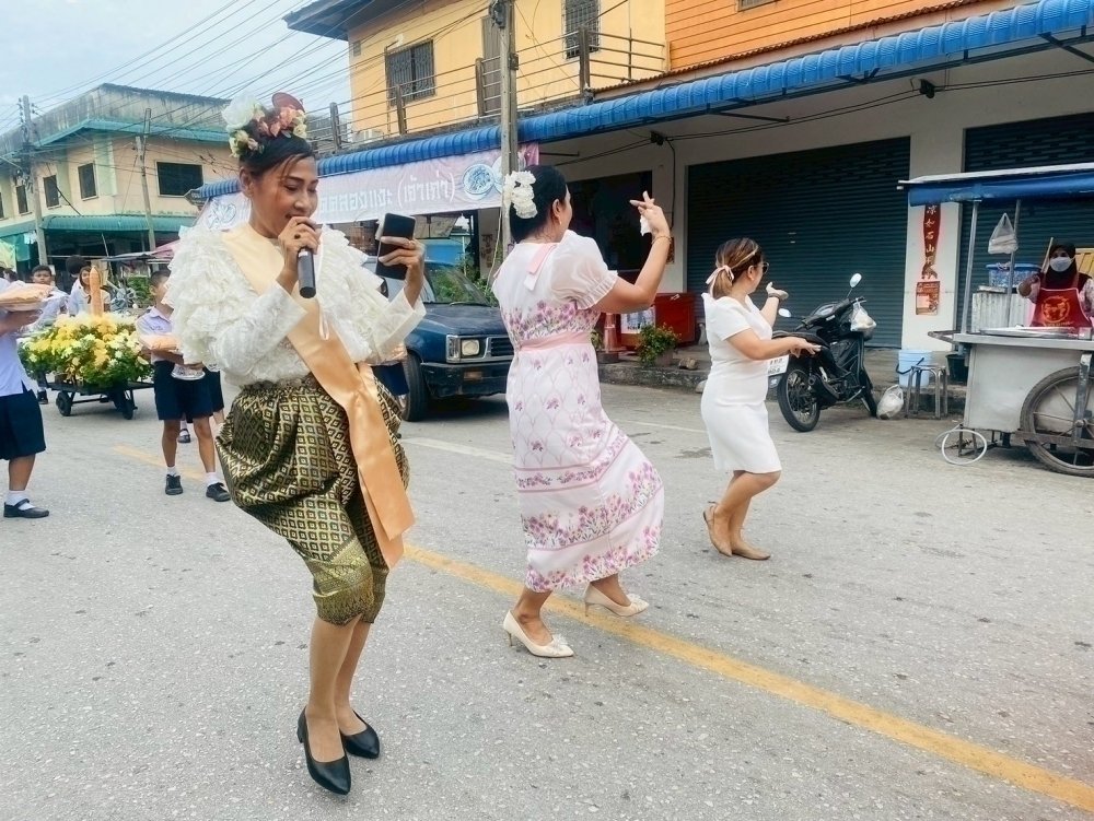 <div style='text-align:center;'><a href='img/article/art_1753071081/image/g/d65f366f82c30688f7f85875cc89a7701_1862616286.jpg' target='_blank' style='color:#FFF !important;' download><b>ดาวน์โหลดรูปภาพ</b> <span style='font-size:12px;'>(1,000 x 751 px)</span></a></div>